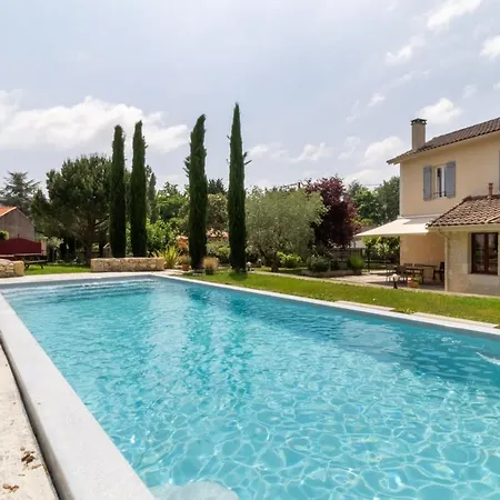 Maison Du Grichet - Piscine Privée Hébergement de vacances